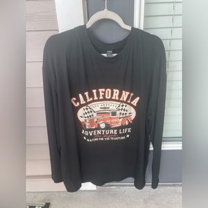 Black long sleeve tshirt